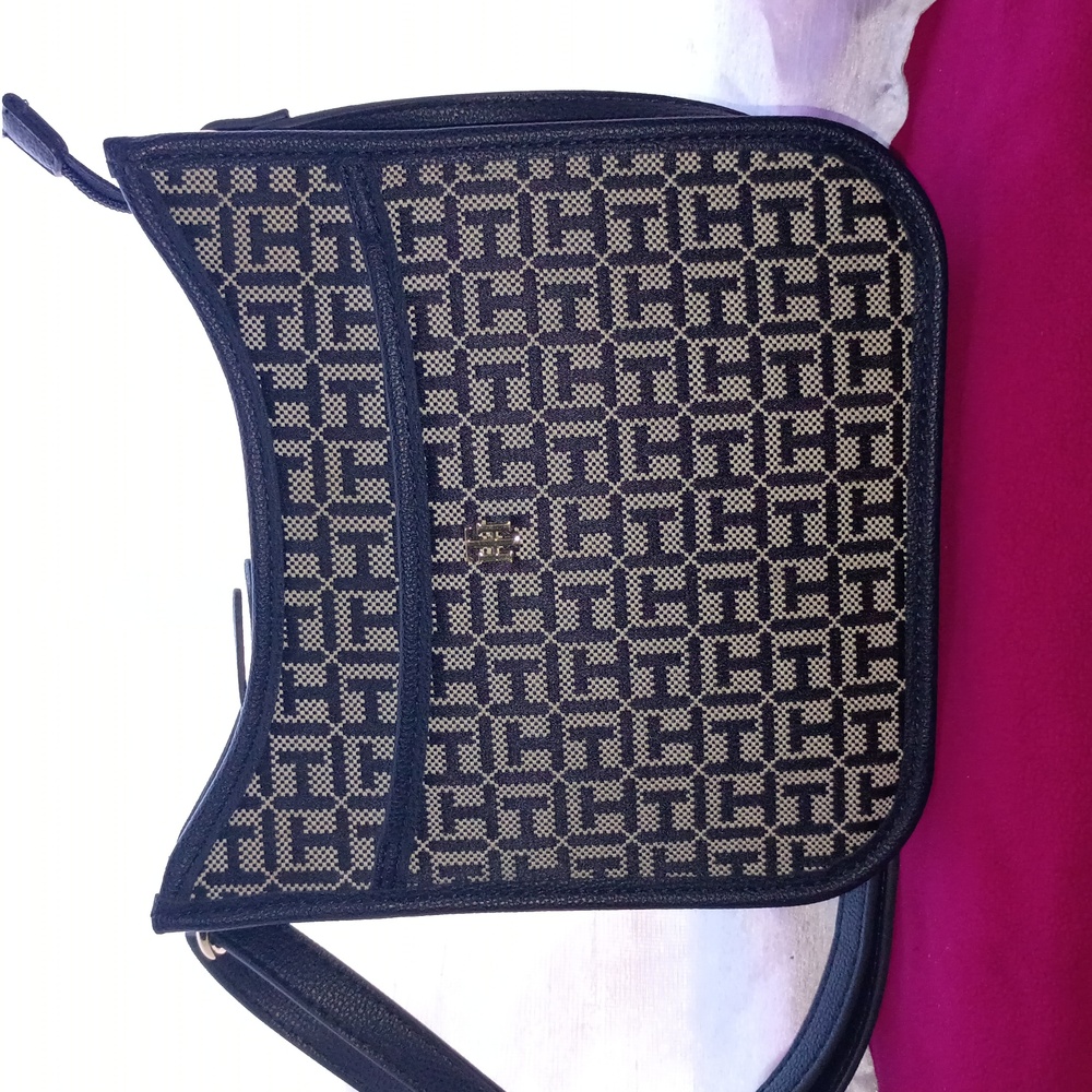 Tommy Hilfiger Elegant Bag